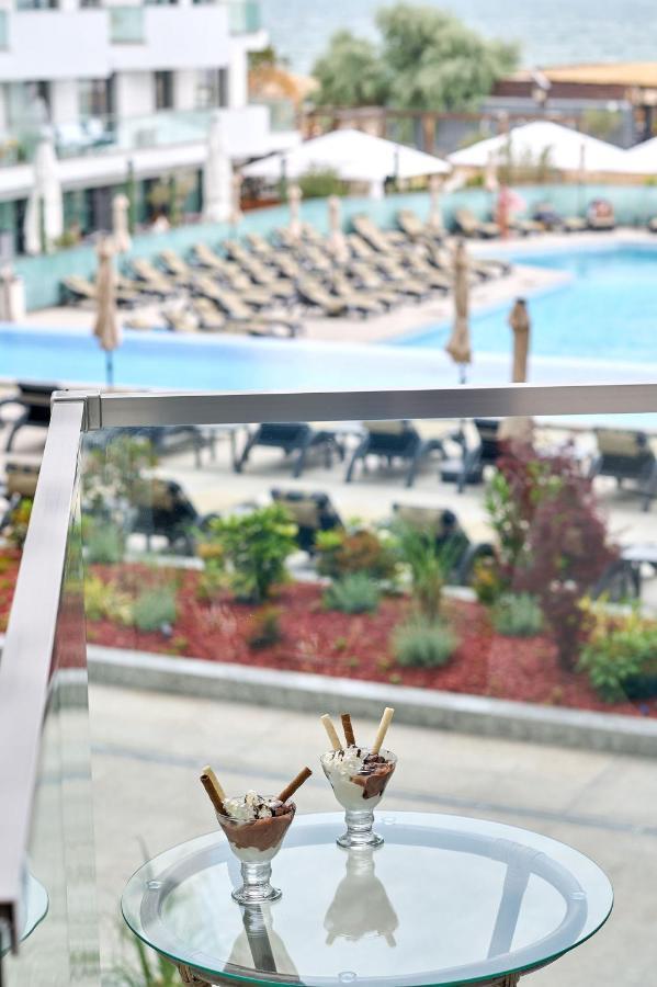 Star In Infinity - Parking Apartment Mamaia
